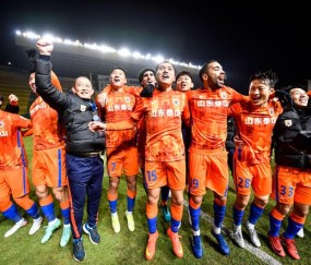 开云棋牌 -广州队今晨临场应变，志在德甲名次提升，气氛紧张，团队化学反应显著的简单介绍